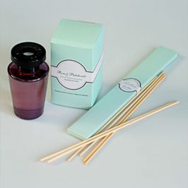 Vonný difuzér Růže/Pačule 1 ks: difuzér 25 x 6 cm Set